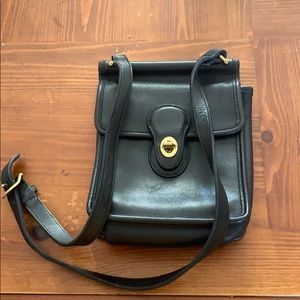🖤Vintage black coach purse.